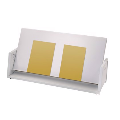 Just Normlicht 45° angeled viewing surface for hanging (107 x 87 cm)